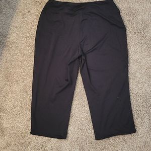 LL Bean Black Capri Spandex Leggings size M-reg